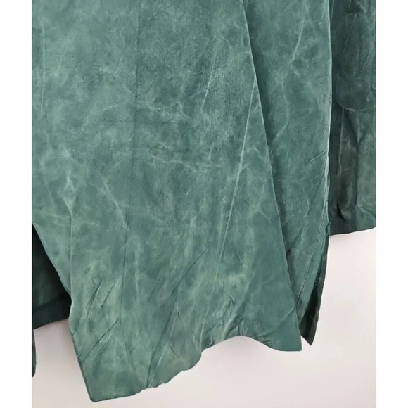 Basic USA Brand Green Long Sleeve Round Neck Blouse Button Down Top - Picture 6 of 9